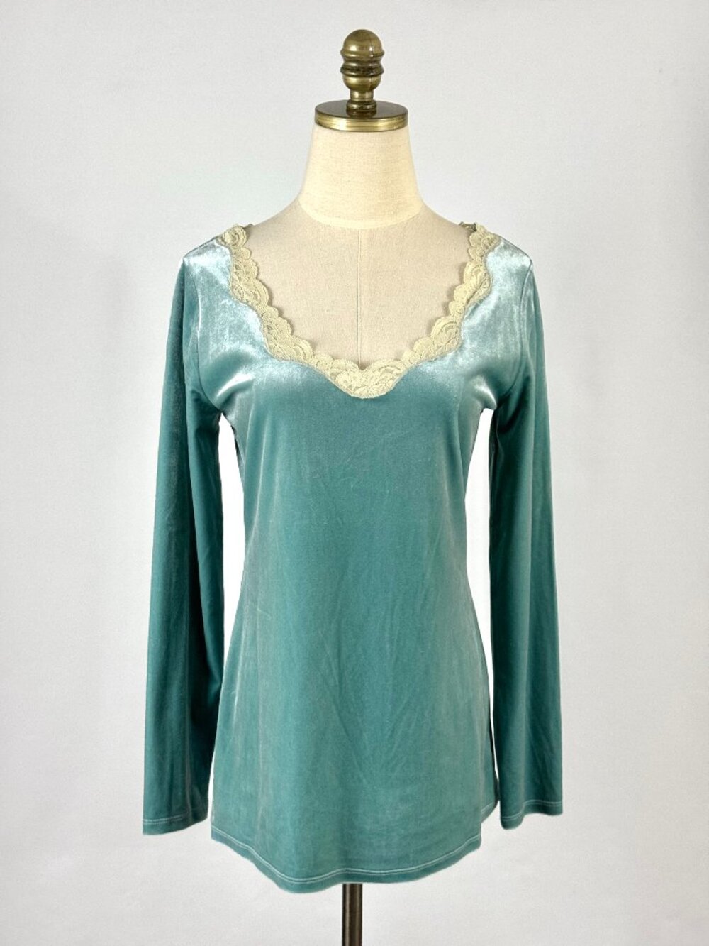 Soft Surroundings Pastel Blue Velvet Top Lace Trim Long Sleeves Fairy Turquoise